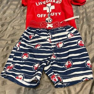 2T 2 pc rash guard and swim trunks